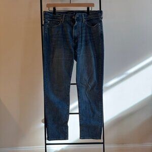 Abercrombie Men's Athletic Skinny Jean